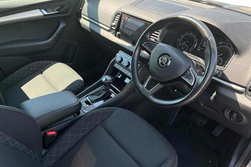 Skoda Karoq 1.5 Tsi Act Se Technology Suv Dsg 150 GJ70KHO Grey #6