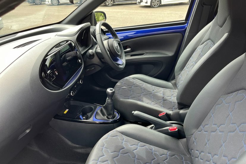 Toyota Aygo X 1.0 Vvt-i Pure White #22