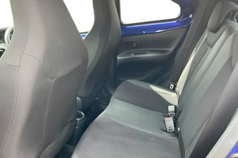 Toyota Aygo X 1.0 Vvt-i Pure White #10