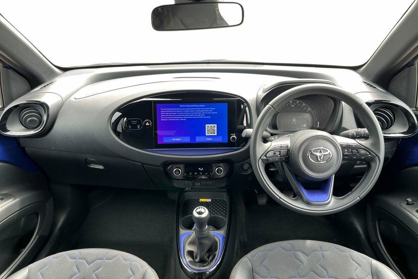 Toyota Aygo X 1.0 Vvt-i Exclusive Hatchback 7 Blue #6