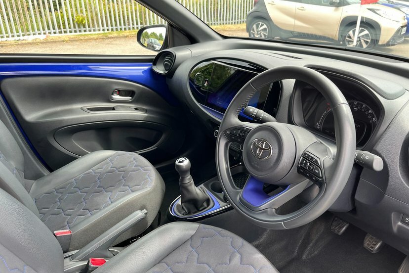 Toyota Aygo X 1.0 Vvt-i Pure White #24