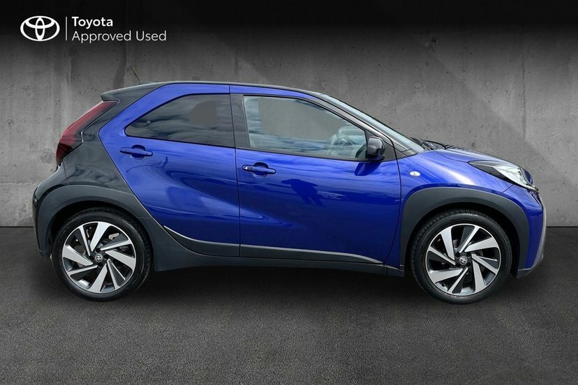 Toyota Aygo X 1.0 Vvt-i Exclusive Hatchback 7 Blue #4