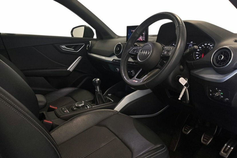 Audi Q2 1.0 Tfsi 30 S Line Suv 116 Ps FL70TLO Grey #6