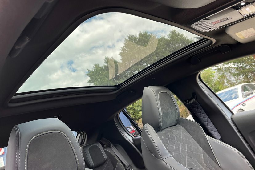 Peugeot e-208 50Kwh Gt 7Kw Charger Blue #21