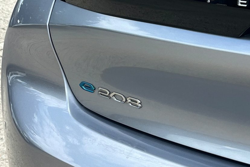 Peugeot e-208 50Kwh Gt 7Kw Charger Blue #14