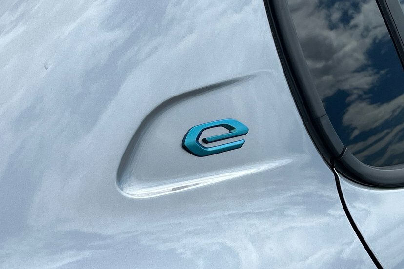 Peugeot e-208 50Kwh Gt 7Kw Charger Blue #16