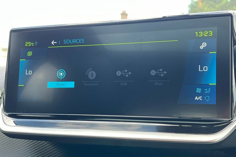 Peugeot e-208 50Kwh Gt 7Kw Charger Blue #29