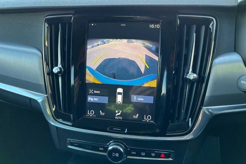 Volvo V90 D4 R-design Adaptive Cruise, Heated Seats, Park A White #28