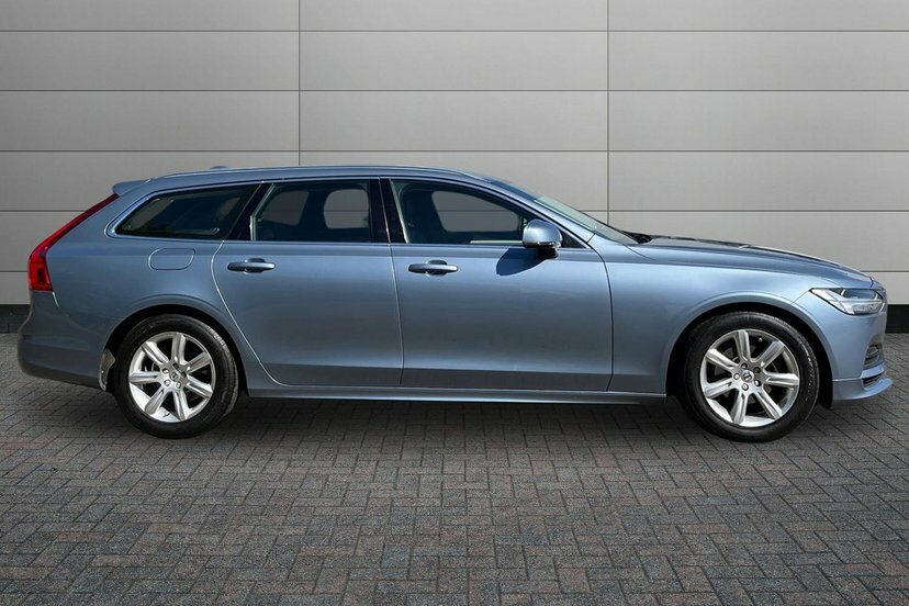 Volvo V90 2.0 D4 Momentum Estate 190 Ps Blue #4