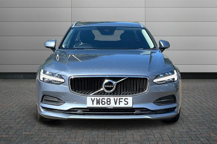 Volvo V90 D4 R-design Adaptive Cruise, Heated Seats, Park A White #7