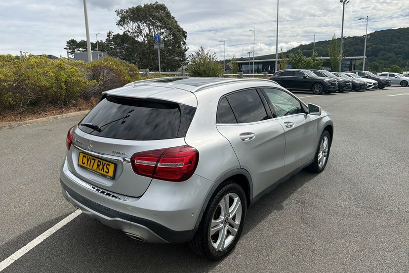 Mercedes-Benz GLA Class 220D Amg Line Suv 7G-dct 4Matic Euro 6 White #36