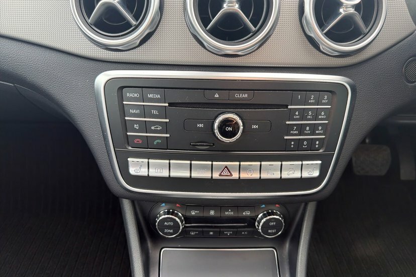 Mercedes-Benz GLA Class 220D Amg Line Suv 7G-dct 4Matic Euro 6 White #8