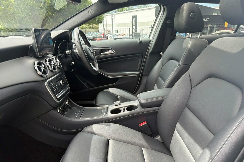 Mercedes-Benz GLA Class 220D Amg Line Suv 7G-dct 4Matic Euro 6 White #26