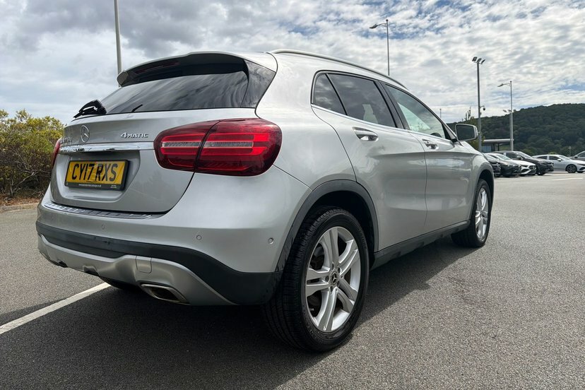 Mercedes-Benz GLA Class 220D Amg Line Suv 7G-dct 4Matic Euro 6 White #37