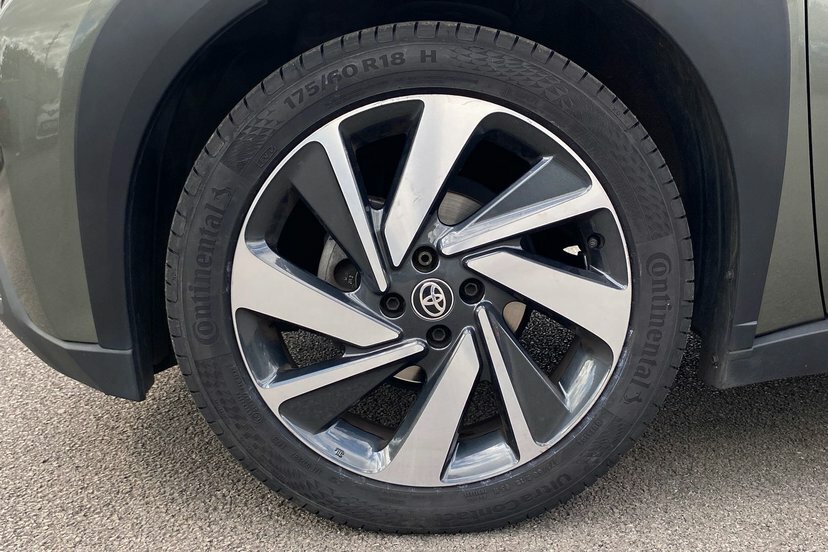 Toyota Aygo X 1.0 Vvt-i Edge Black #23