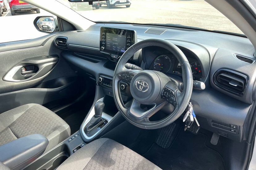 Toyota Yaris 1.5 Vvt-h Dynamic E-cvt Euro 6 Ss Grey #26