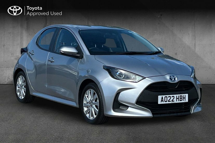 Toyota Yaris 1.5 Vvt-h Icon Hatchback Hybrid E-cvt Silver
