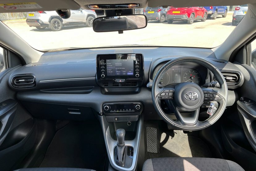 Toyota Yaris 1.5 Vvt-h Dynamic E-cvt Euro 6 Ss Grey #28