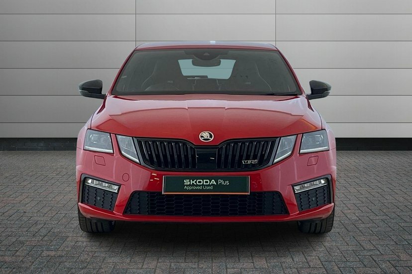 Skoda Octavia Octavia Hatch Vrs 2.0 Tsi 245 Ps 6G Man Red #6