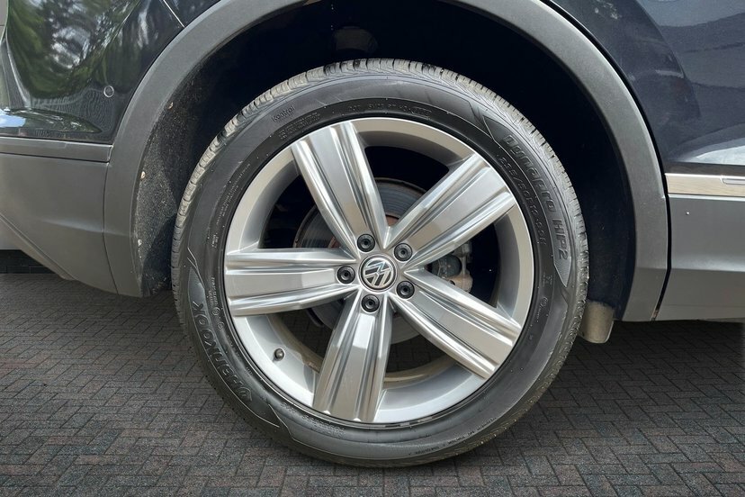 Volkswagen Tiguan 1.5 Tsi Evo Match Suv 150 Ps Black #5