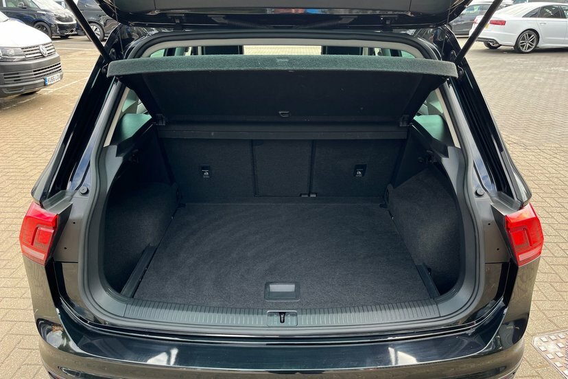 Volkswagen Tiguan Sel Tsi 4Motion Dsg Black #10