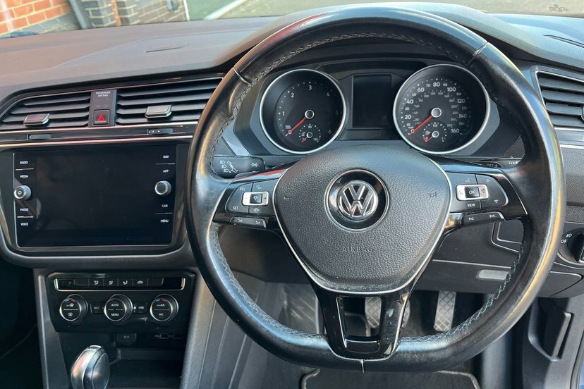 Volkswagen Tiguan Allspace Allspace R-line Tech Tsi 4Motion 4Wd  #20