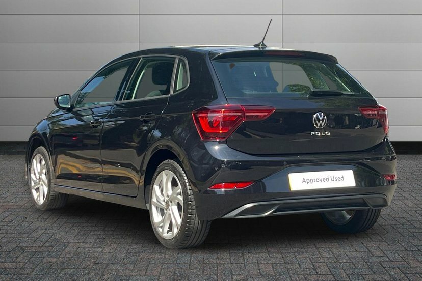 Volkswagen Polo 1.0 Tsi Style Hatchback 95 Ps LV74ZPB Black #3