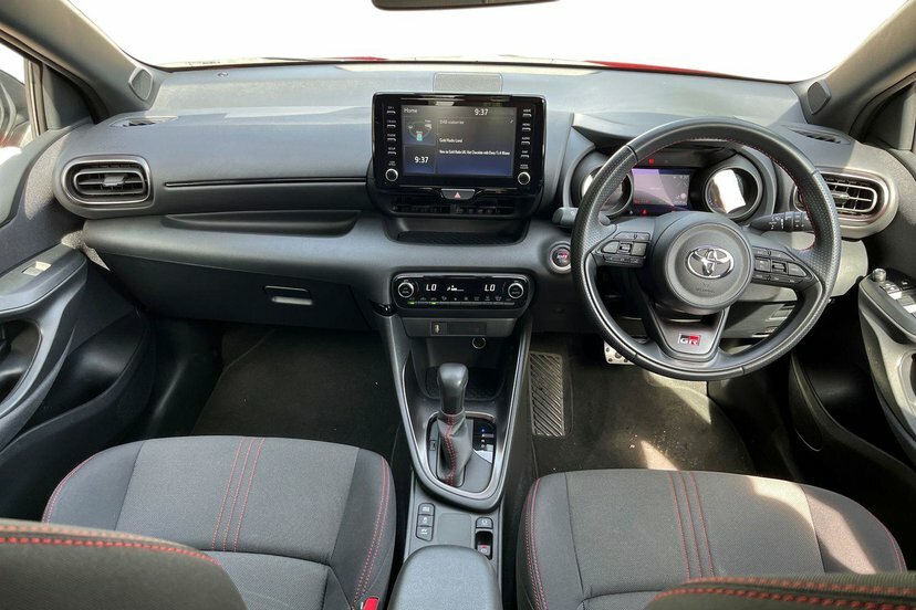 Toyota Yaris 1.5 Vvt-h Gr Sport Hatchback Hybrid E-c #6