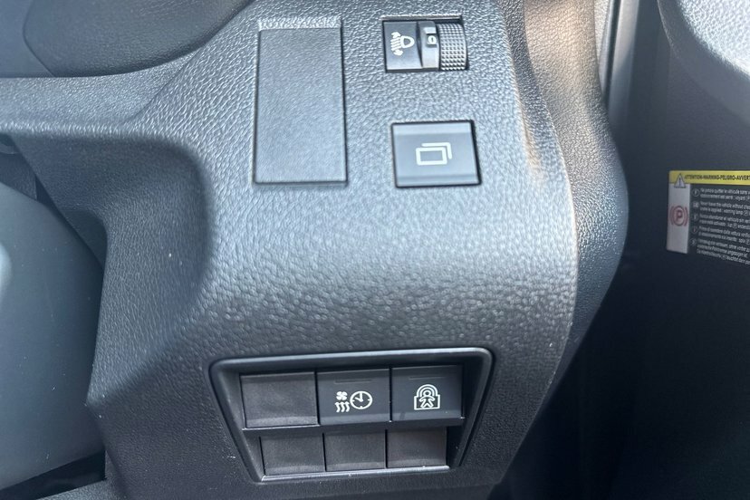Citroen e-Berlingo 50Kwh Flair XL 7.4Kw Charger #17