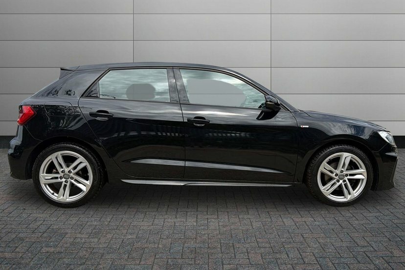 Audi A1 1.0 Tfsi 30 S Line Sportback S Tronic Black #3