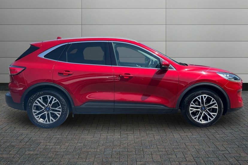 Ford Kuga 2.0 Ecoblue Titanium First Edition Suv Red #4