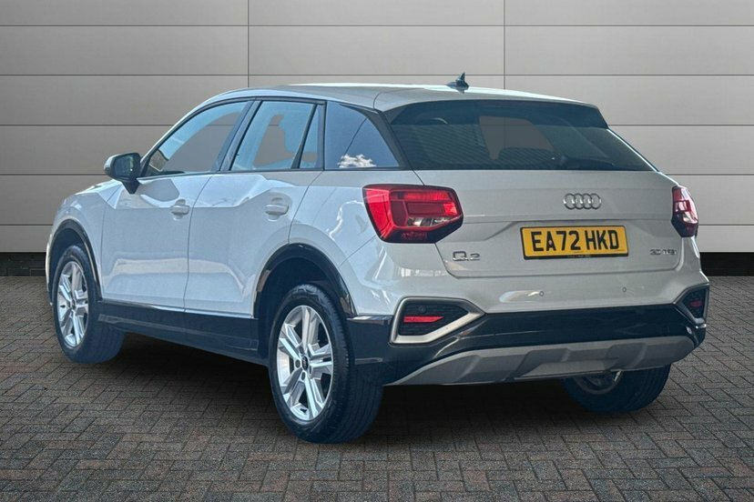 Audi Q2 1.0 Tfsi 30 Sport Suv 110 Ps White #3