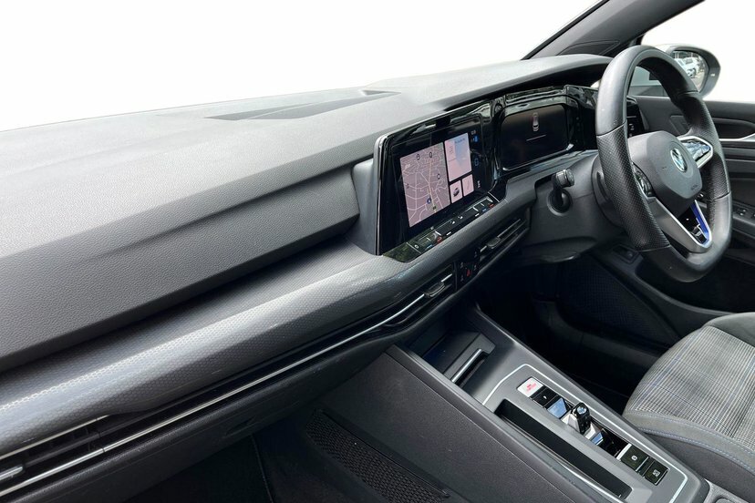 Volkswagen e-Golf 1.4 Tsi 13Kwh Gte Hatchback Plug-in Hyb Silver #2