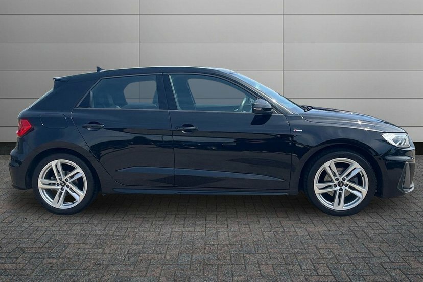 Audi A1 1.0 Tfsi 30 S Line Sportback 11 Black #4
