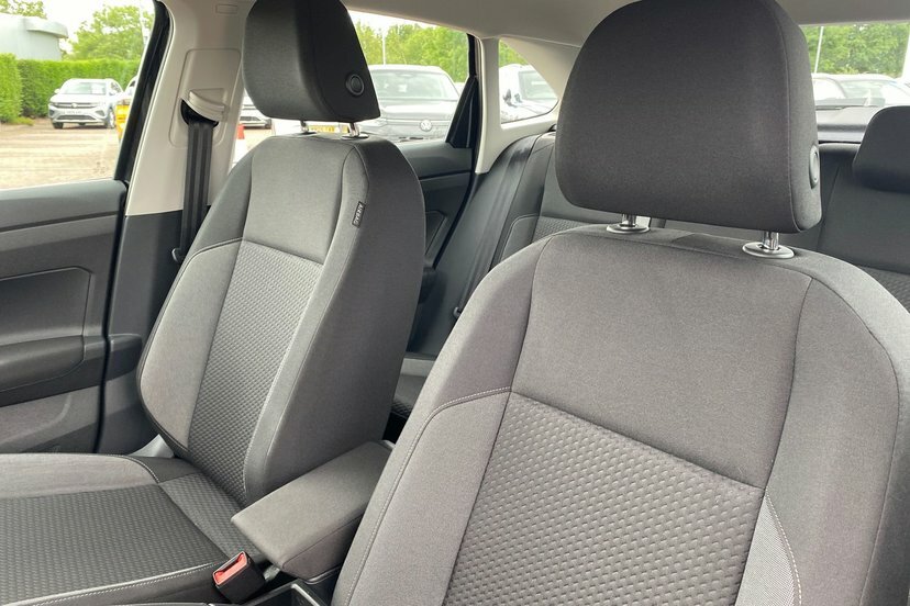 Volkswagen Taigo 1.0 Tsi 115 Match Silver #16