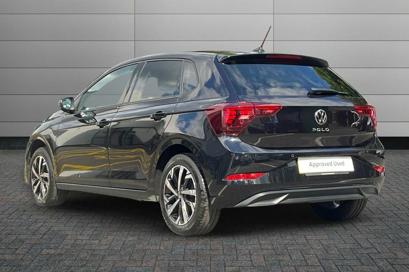 Volkswagen Polo 1.0 Tsi Match Hatchback Dsg 95 Ps LX74VGZ Black #3