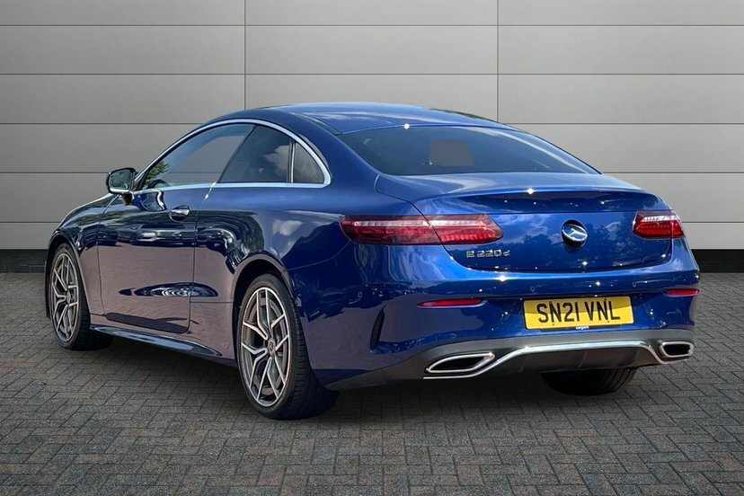 Mercedes-Benz E Class 2.0 E220d Amg Line Premium Coupe G-tr SN21VNL Blue #2