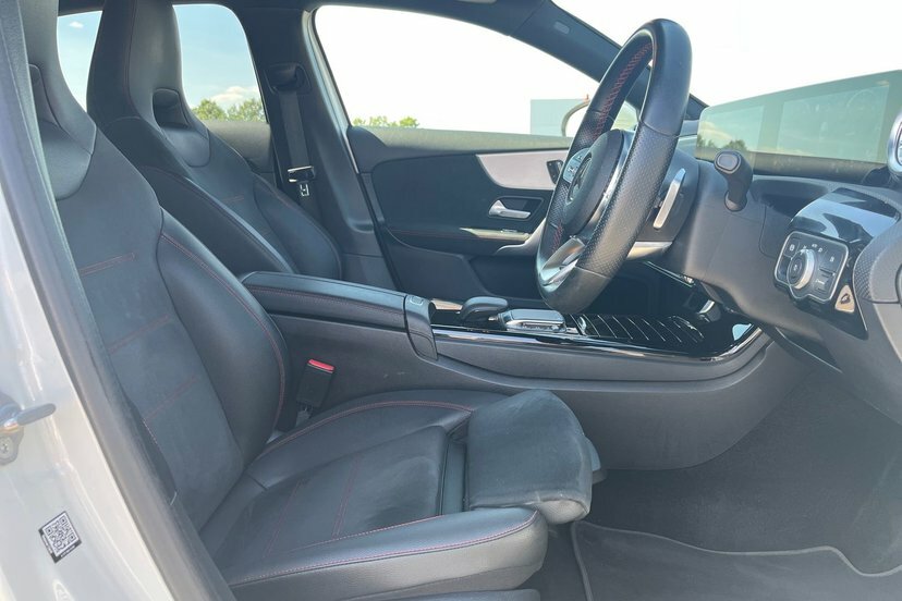 Mercedes-Benz A Class 1.3 A180 Sport 7G-dct Euro 6 Ss Black #19