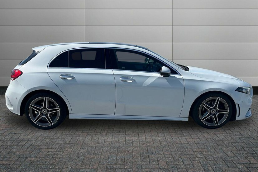 Mercedes-Benz A Class 2.0 A180d Amg Line Premium Plus Hatchback Di White #3