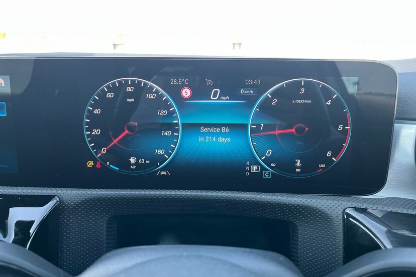 Mercedes-Benz A Class 1.3 A180 Sport 7G-dct Euro 6 Ss Black #33