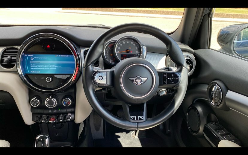 Mini Hatch 5-Door Hatch Cooper Exclusive Black #5