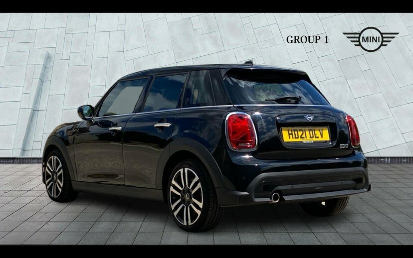 Mini Hatch 5-Door Hatch Cooper Exclusive Black #2