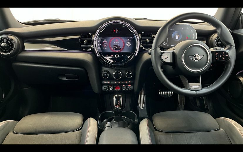 Mini Hatch 3-Door Hatch Cooper Sport BP23XNM Red #4