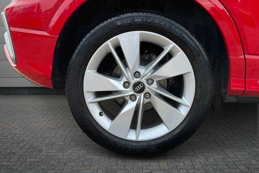Audi Q2 1.5 Tfsi Cod 35 S Line Suv S Tronic 15 SC22WOM Red #5
