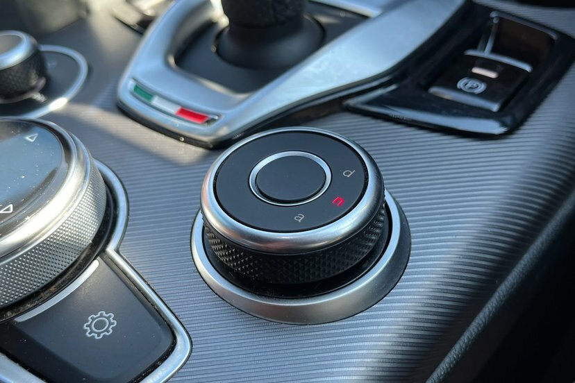 Alfa Romeo Giulia 2.0T Veloce Saloon Gpf Euro 6 Ss Grey #22