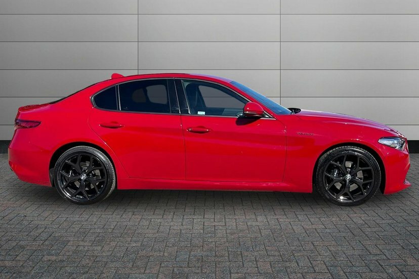 Alfa Romeo Giulia 2.0T Veloce Saloon Gpf 280 Ps Red #4