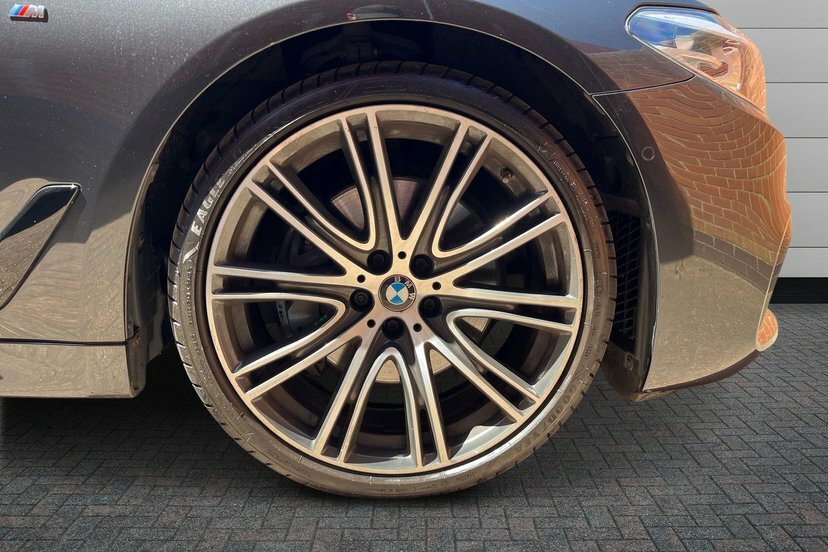BMW 5 Series 3.0 530D M Sport Touring Xdrive 2 Grey #5