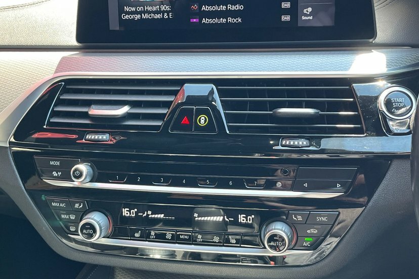 BMW 5 Series 2.0 M Sport Estate Estate Black #23