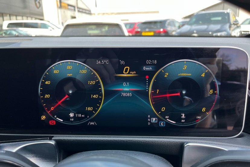 Mercedes-Benz GLB Class Glb220d Amg Line Premium WX70UVC Black #6