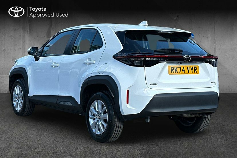 Toyota Yaris Cross 1.5 Vvt-h Icon Suv Hybrid E-cvt 116 Ps White #4
